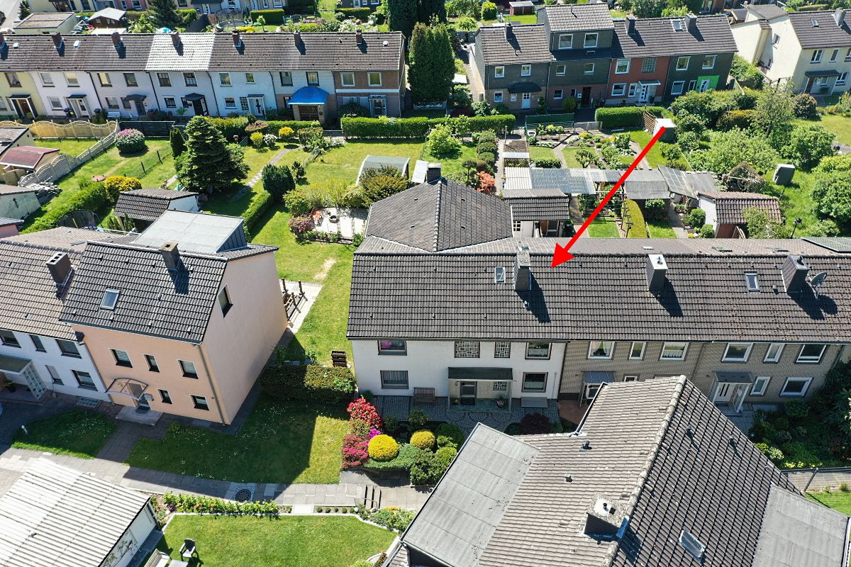 Bochum: -VERKAUFT- Gepflegtes Zweifamilienhaus mit großem Garten, BJ 1954, Garage + Stellplatz in Bochum-Gerthe provisionsfrei zu verkaufen!