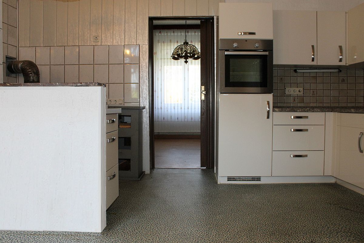 Bochum: -VERKAUFT- Handwerker aufgepasst! Top Wohnung RH-Charakter sanierungsbed. provi. frei Bo-Wiemelhausen zu verkaufen.
