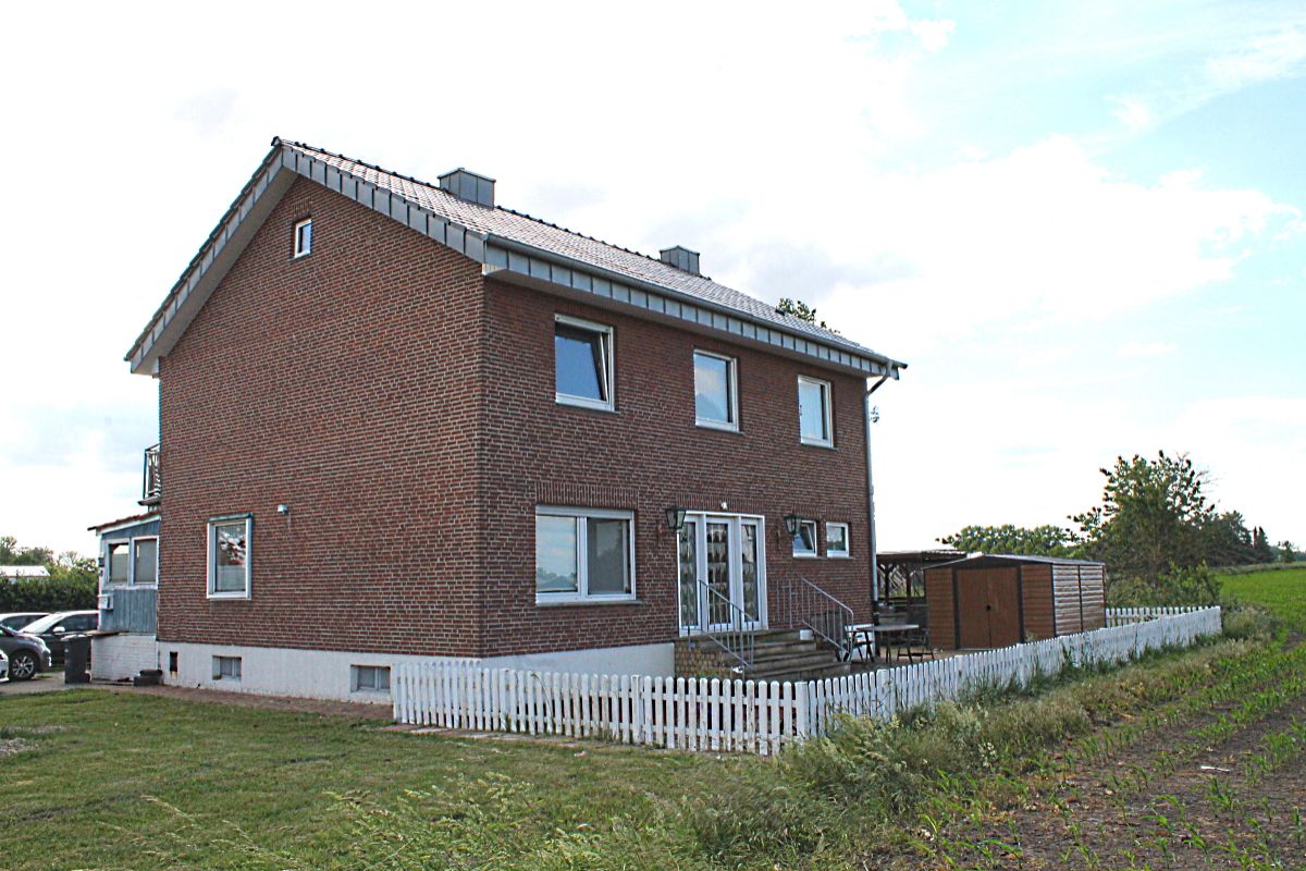 Hiddingsel: -VERKAUFT- Schönes Zweifamilienhaus Vollkeller mit großem Grundstück in schöner Lage von Dülmen-Hiddingsel prov. frei zu verkaufen!