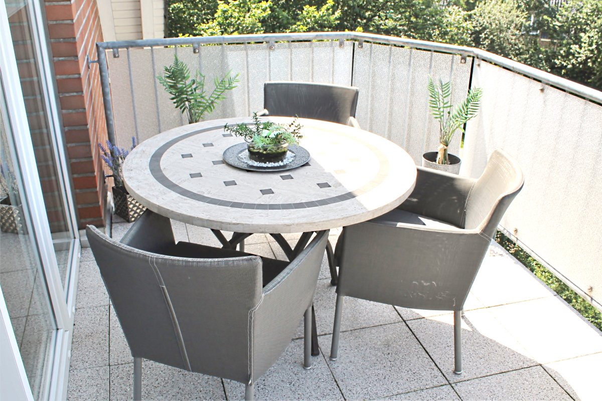 Waltrop: -VERKAUFT- Exklusive Dachgeschosswohnung mit Balkon, Keller und Stellplatz in Waltrop prov. frei zu verkaufen!