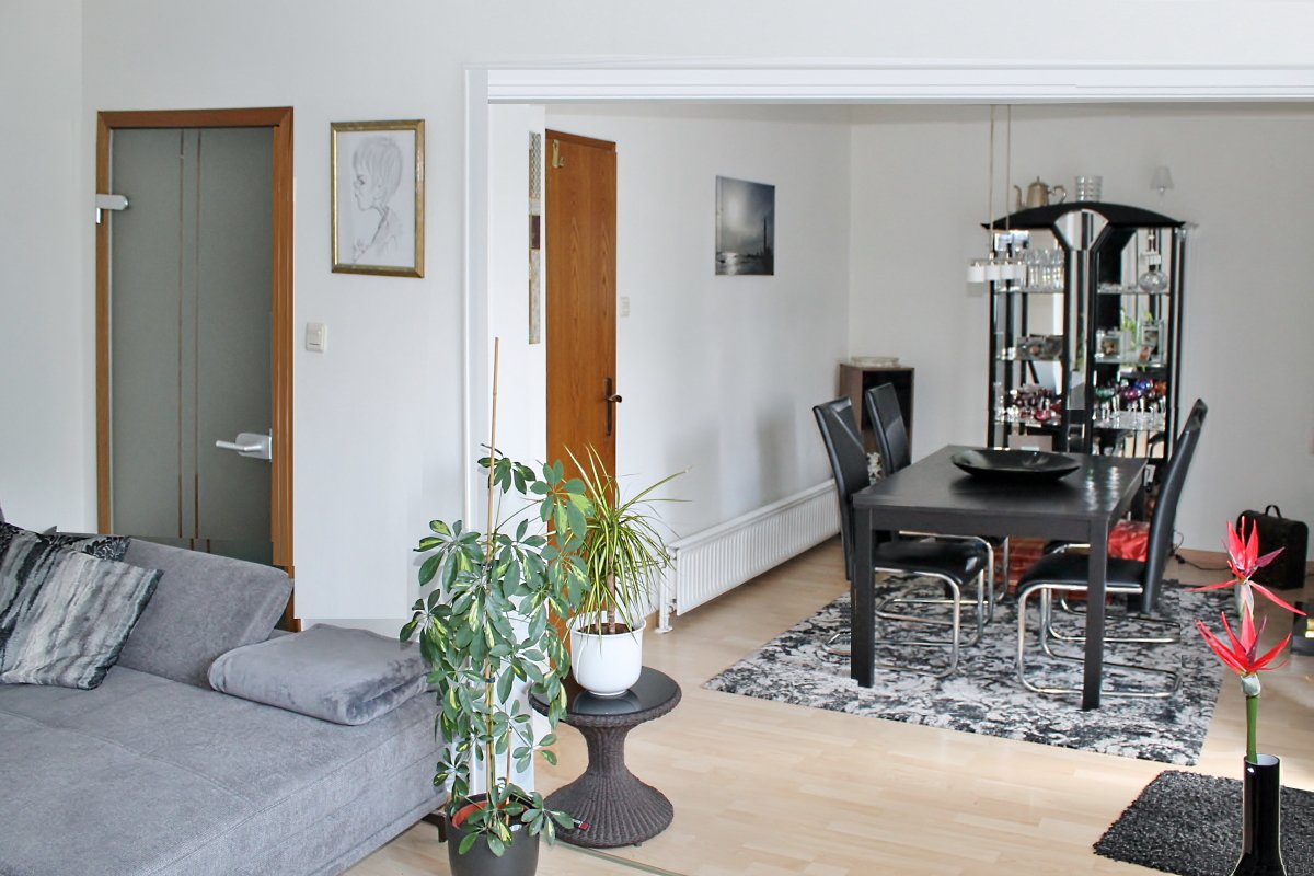 Buldern: -VERKAUFT- Schönes freistehendes Einfamilienhaus mit Garten und Garage in Dülmen-Buldern prov. frei zu verkaufen!