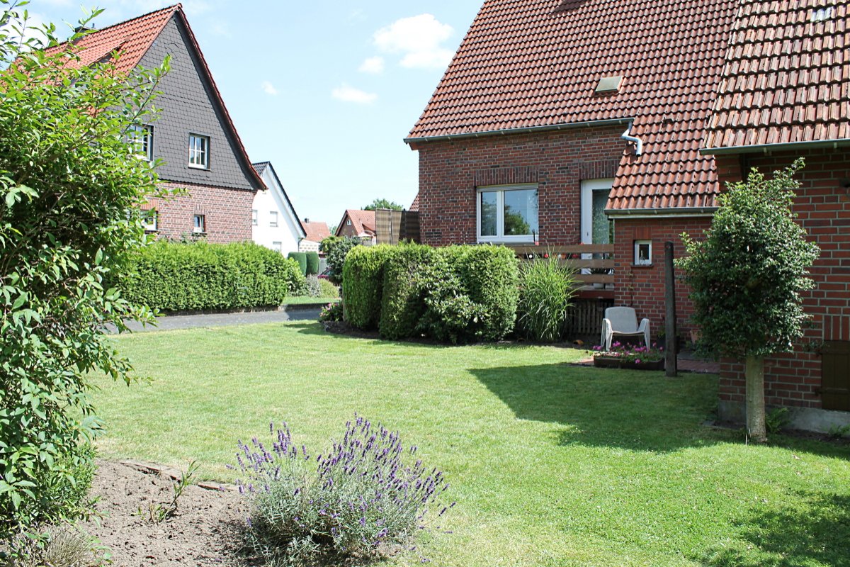 Buldern: -VERKAUFT- Schönes freistehendes Einfamilienhaus mit Garten und Garage in Dülmen-Buldern prov. frei zu verkaufen!