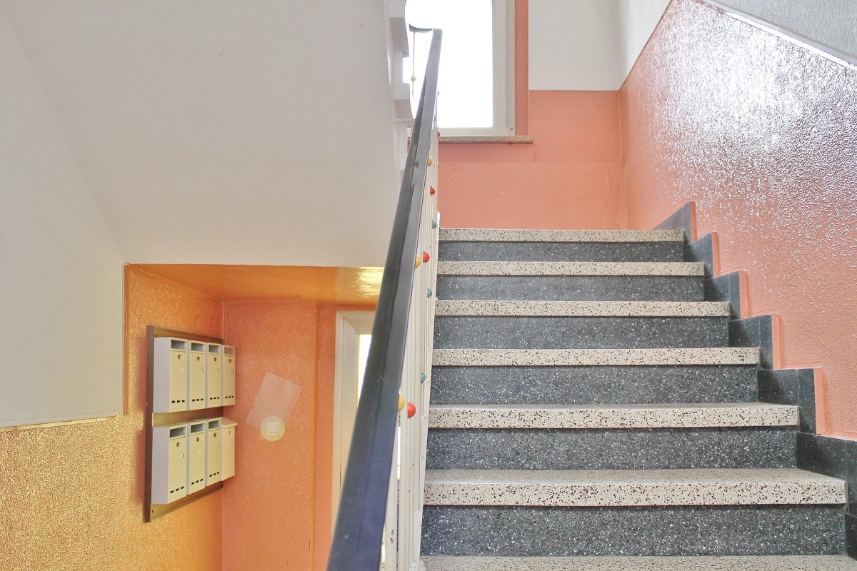 Bochum: -VERKAUFT- Schönes Mehrfamilienhaus + Garten + PKW-Stellplatz in Bochum Altenbochum prov. frei zu verkaufen!