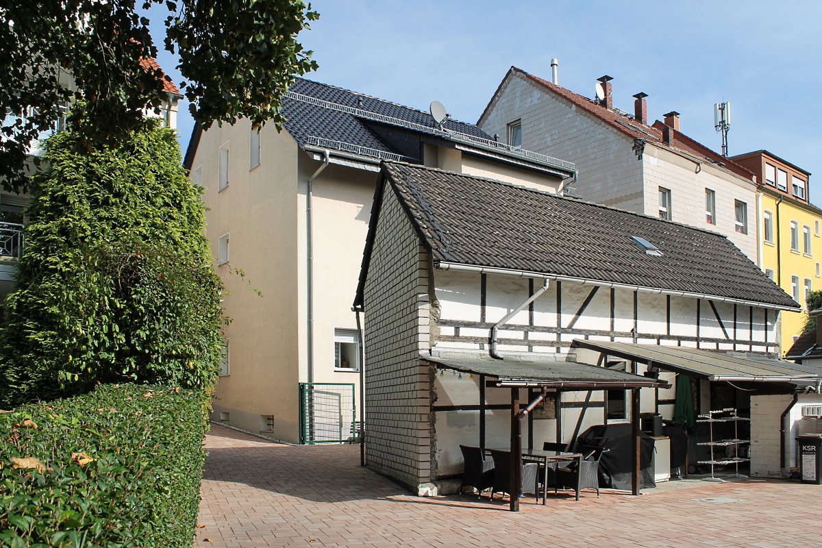 Recklinghausen: -VERKAUFT- Schickes Mehrfamilienhaus Keller Garage großer Garten in Recklinghausen prov. frei zu verkaufen.