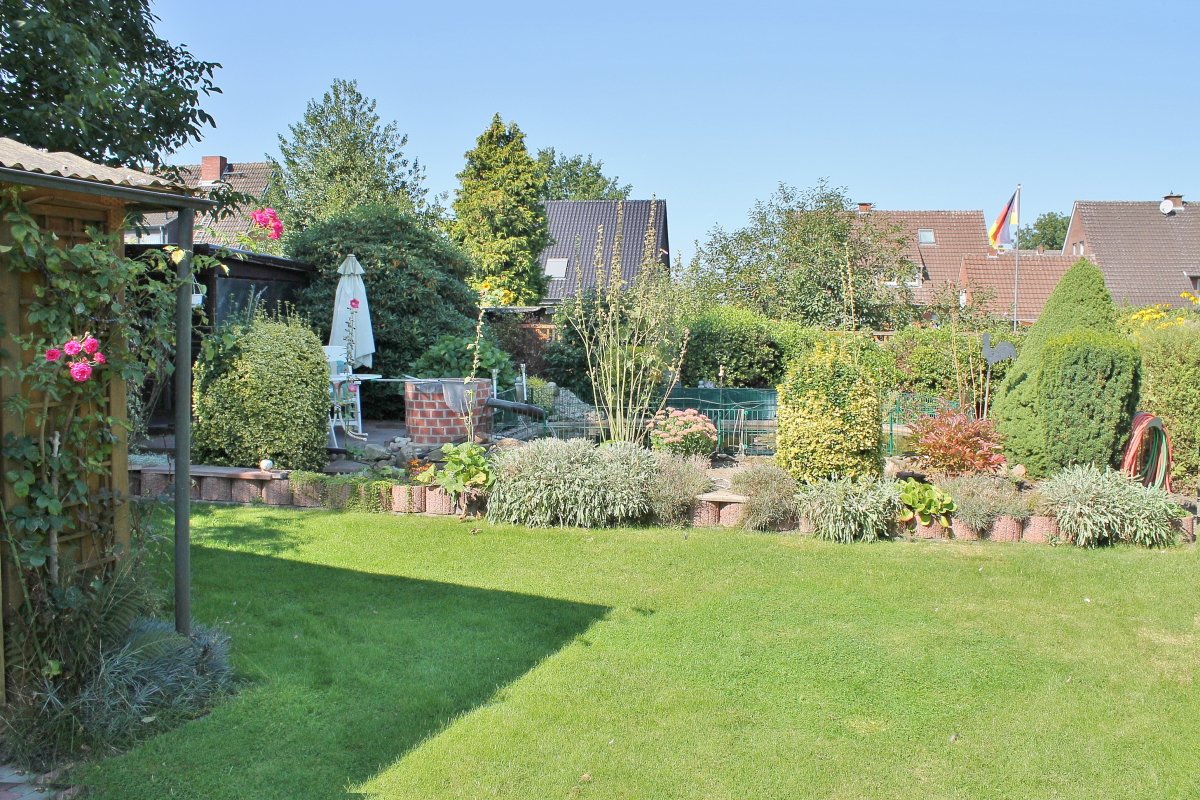 Coesfeld Lette: -VERKAUFT- Schönes Zweifamilienhaus Garage Garten und Baugrundstück in Coesfeld-Lette prov. frei zu verkaufen!