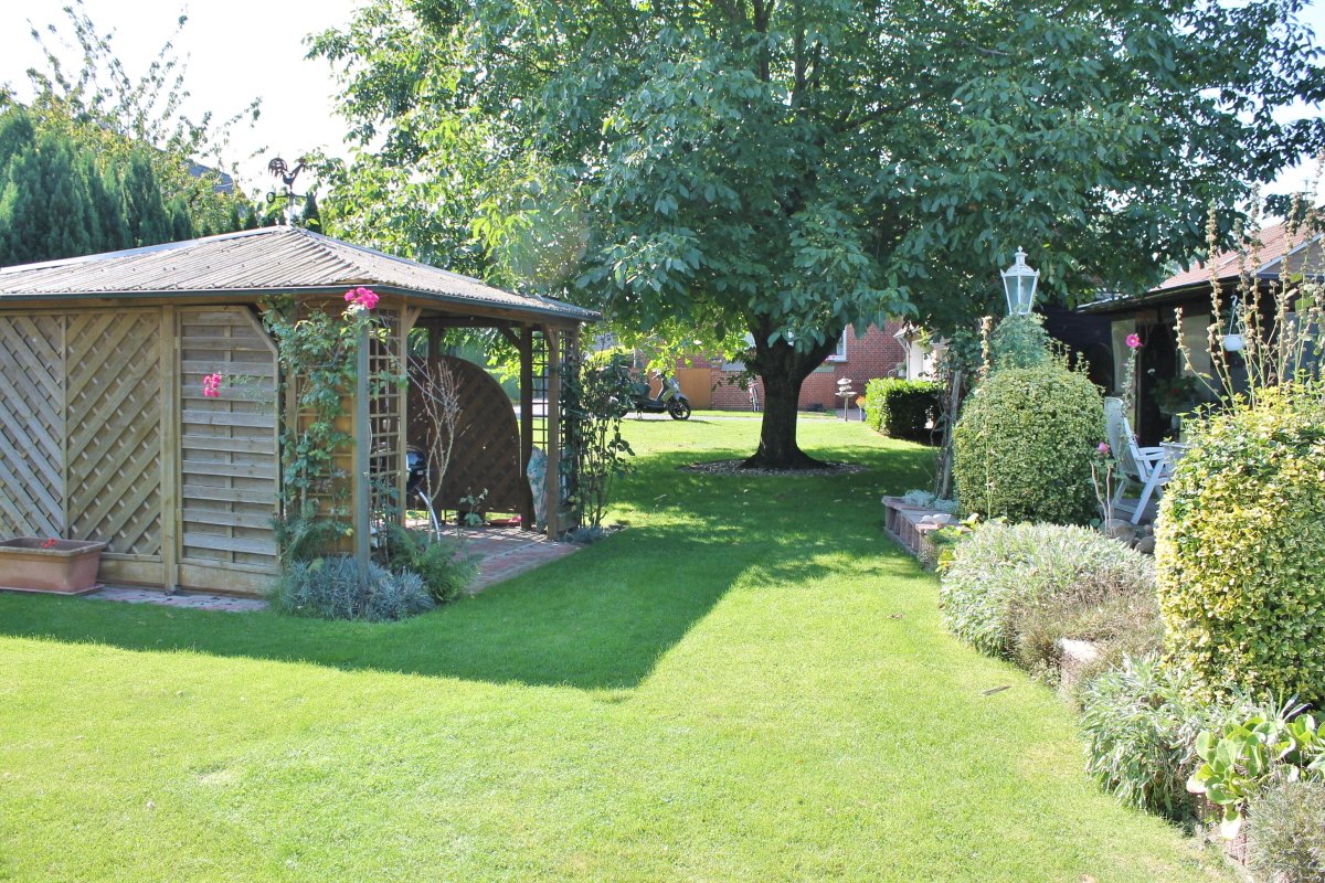 Coesfeld Lette: -VERKAUFT- Schönes Zweifamilienhaus Garage Garten und Baugrundstück in Coesfeld-Lette prov. frei zu verkaufen!