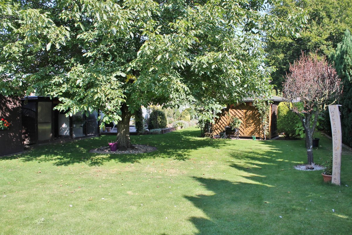 Coesfeld Lette: -VERKAUFT- Schönes Zweifamilienhaus Garage Garten und Baugrundstück in Coesfeld-Lette prov. frei zu verkaufen!