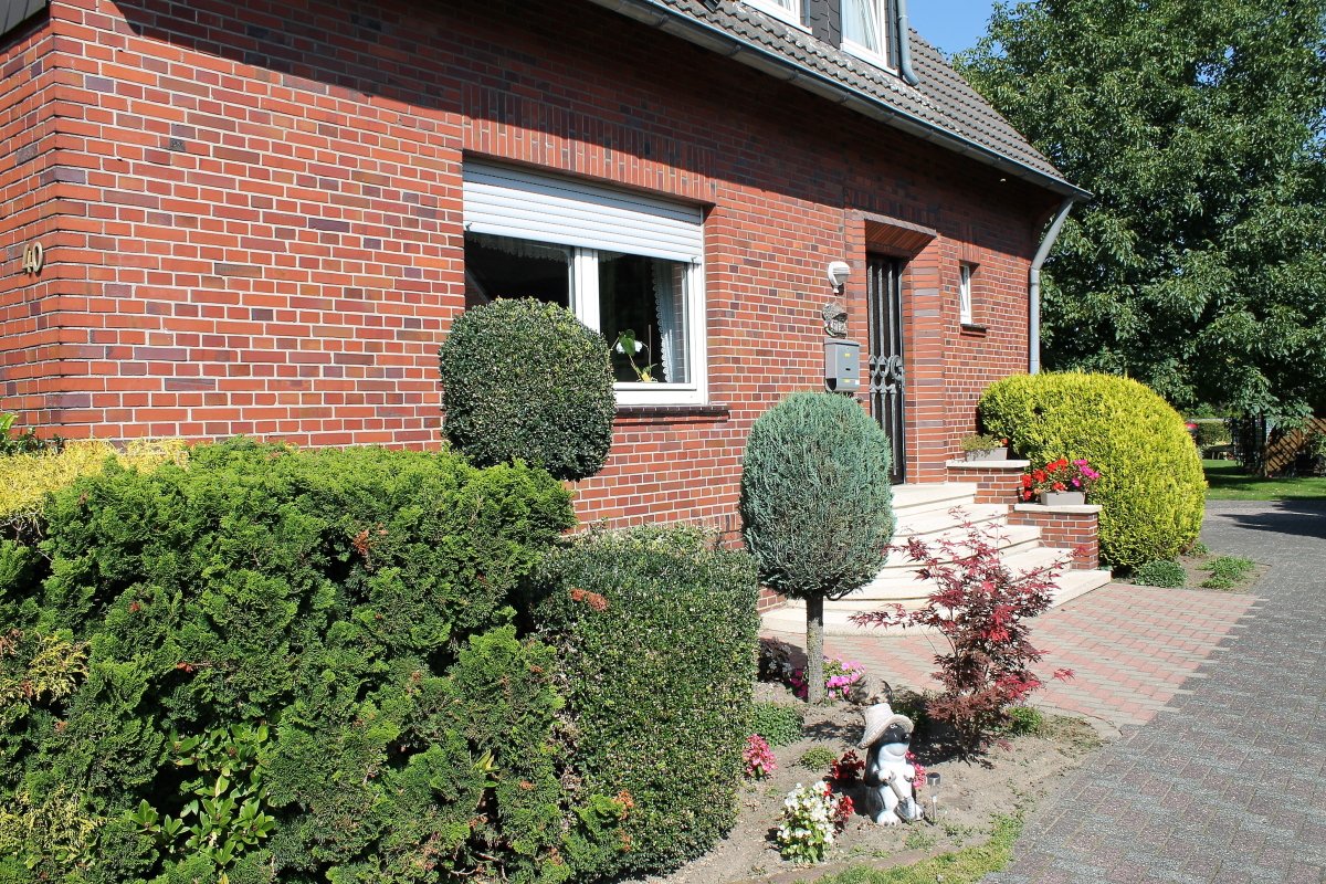Coesfeld Lette: -VERKAUFT- Schönes Zweifamilienhaus Garage Garten und Baugrundstück in Coesfeld-Lette prov. frei zu verkaufen!