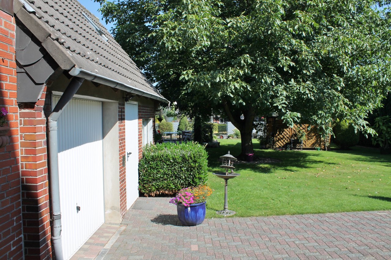 Coesfeld Lette: -VERKAUFT- Schönes Zweifamilienhaus Garage Garten und Baugrundstück in Coesfeld-Lette prov. frei zu verkaufen!