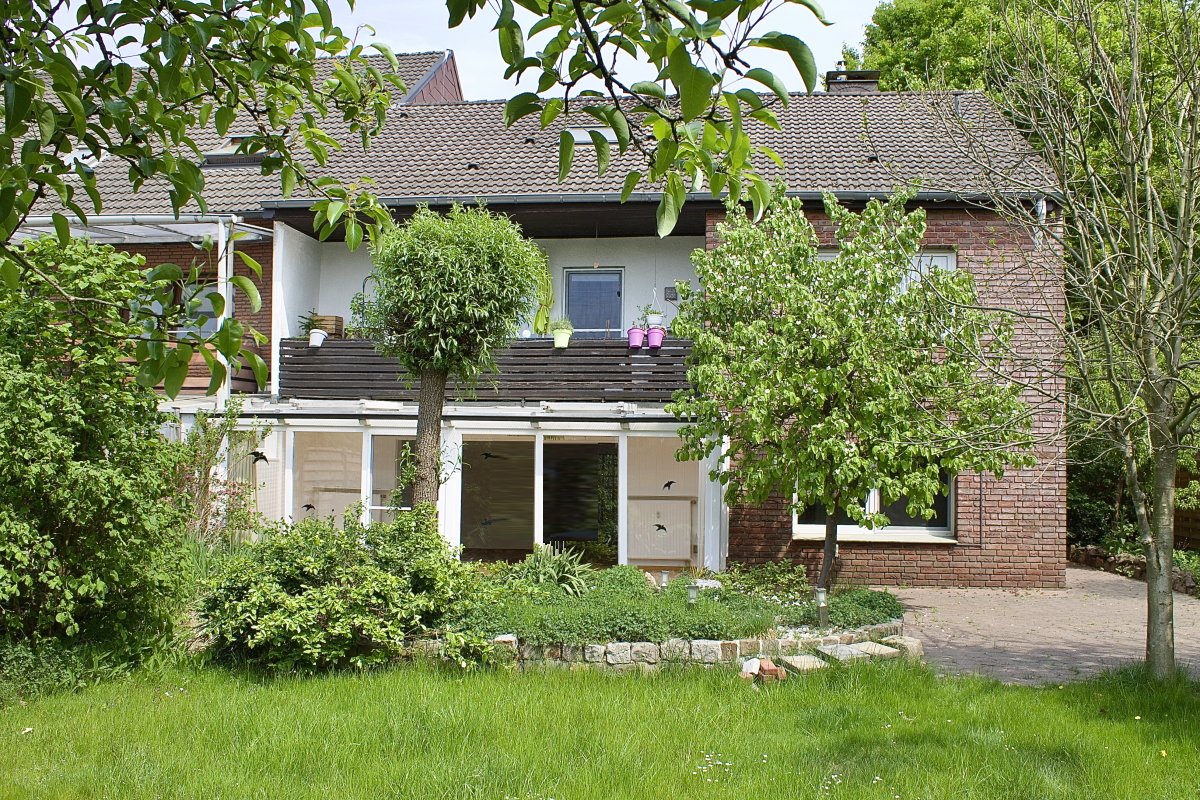 Haltern/Sythen: -VERKAUFT- Gepflegtes Zweifam.Haus am Wald provisionsfrei zu verkaufen