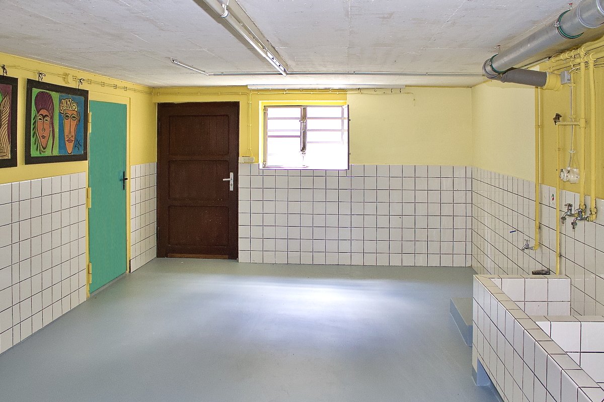 Rheinberg: -VERKAUFT- Schöner, freistehender Bungalow mit Keller Garage in Sackgasse provisionsfrei zu verkaufen!