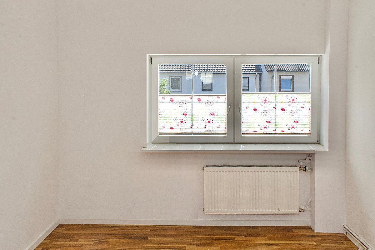 Marl: -VERKAUFT- Schönes Reihenmittelhaus mit Wintergarten und PKW-Stellplatz provisionsfrei zu verkaufen!