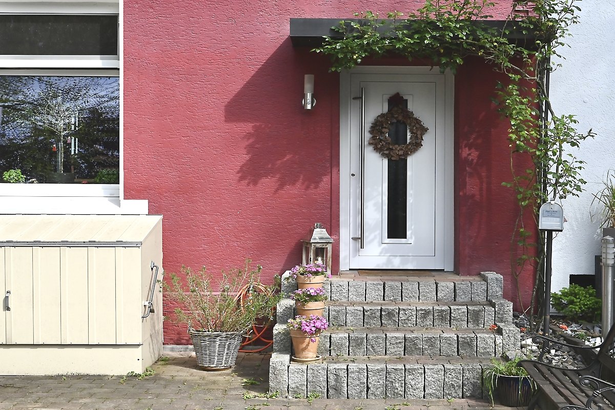 Herne-Sodingen: -VERKAUFT- Einladendes Reihenhaus mit Kamin, Sauna, Terrasse, Garten provisionsfrei zu verkaufen!
