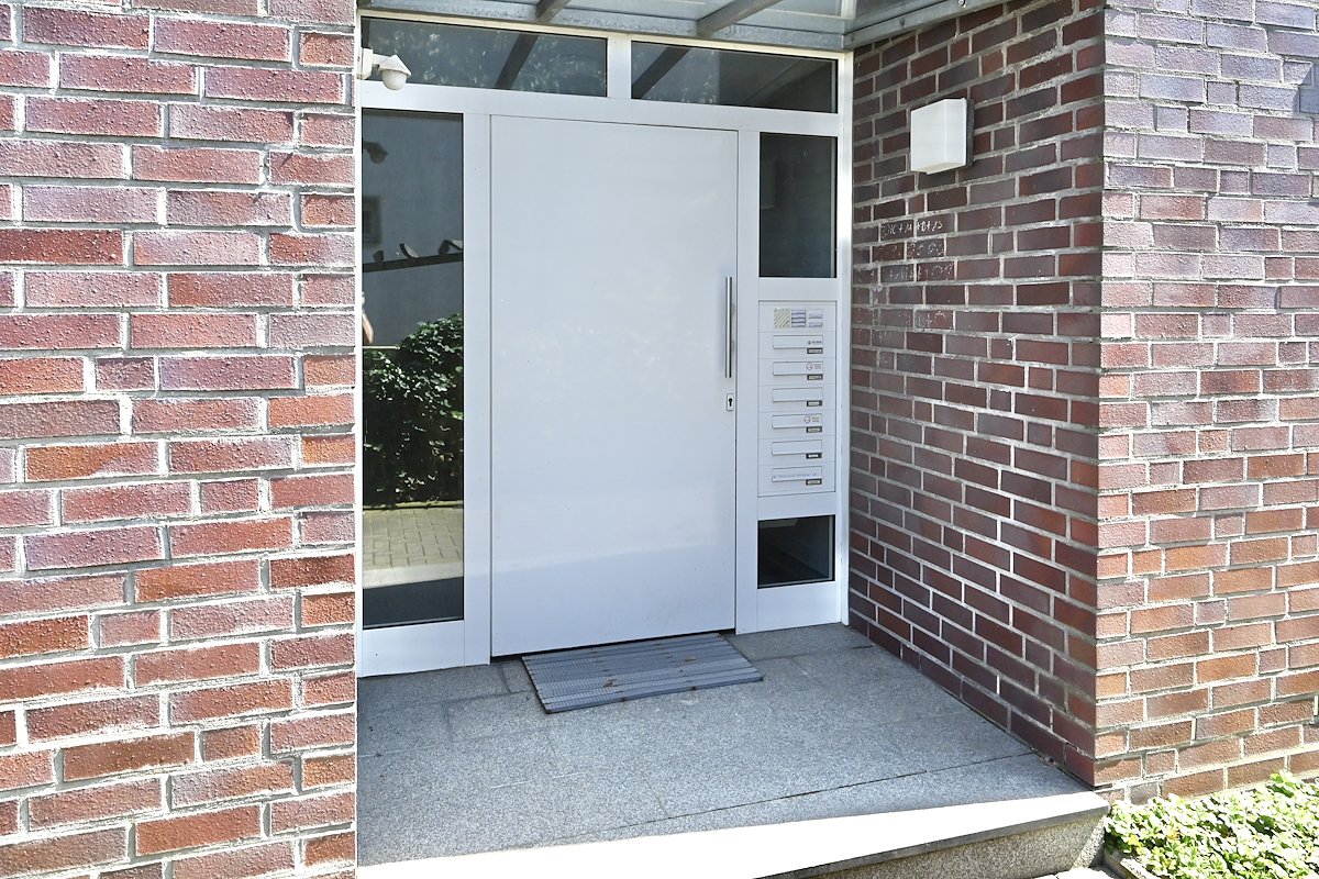 Dorsten: -VERKAUFT- Modernes Mehrfamilienhaus mit großer Penthousewohnung Garagen provisionsfrei zu verkaufen!