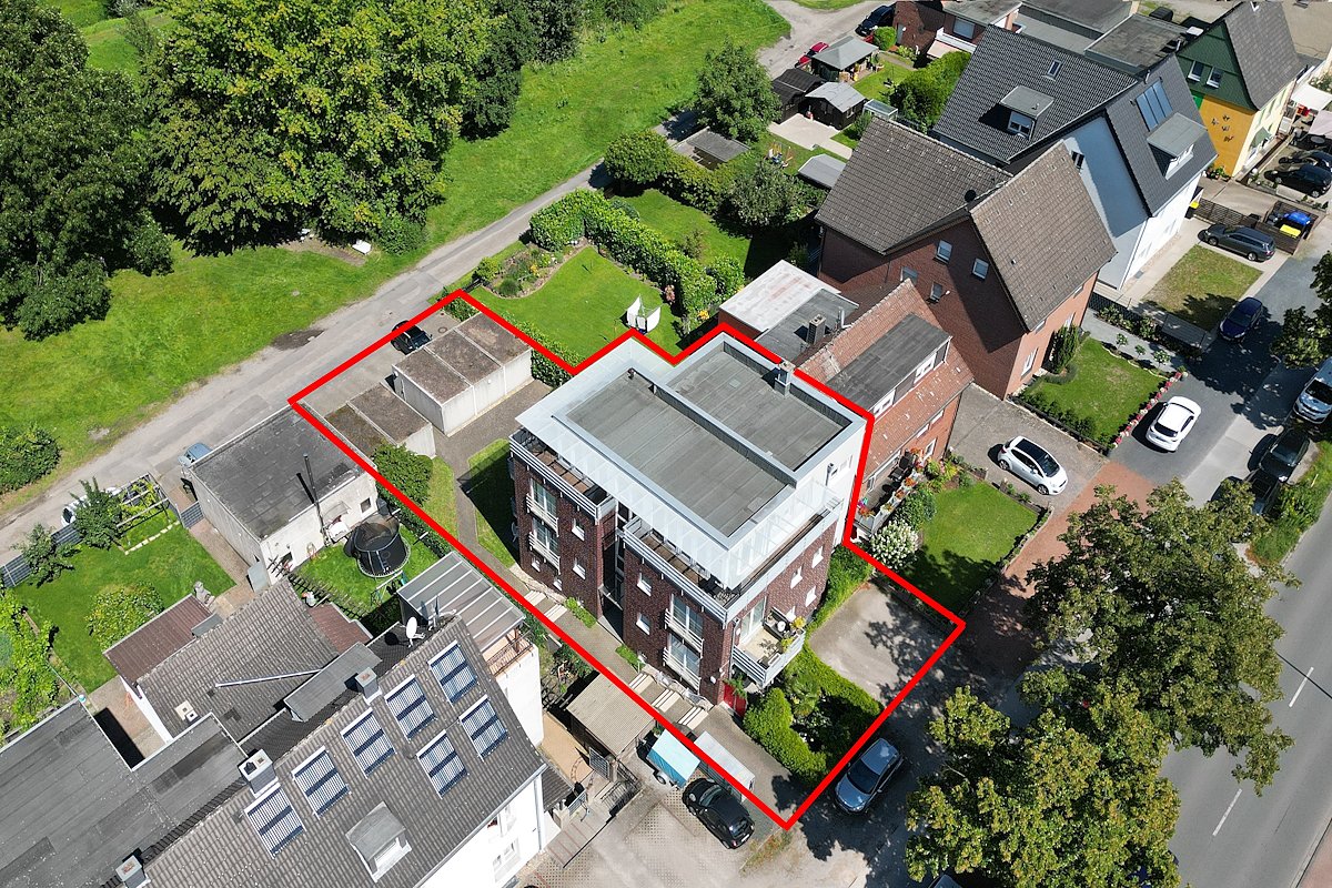 Dorsten: -VERKAUFT- Modernes Mehrfamilienhaus mit großer Penthousewohnung Garagen provisionsfrei zu verkaufen!