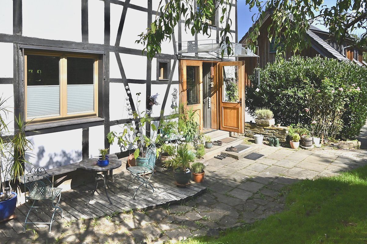 Sprockhövel: -VERKAUFT- Seltenheitswert - gesundes Wohnen & Arbeiten im Grünen zentrale Lage prov.frei zu verkaufen!