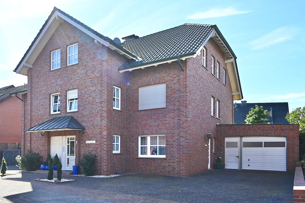 Lüdinghausen Seppenrade: -VERKAUFT- Hochwertiges Mehr- familienhaus Garage Top-Lage prov.frei zu verkaufen!