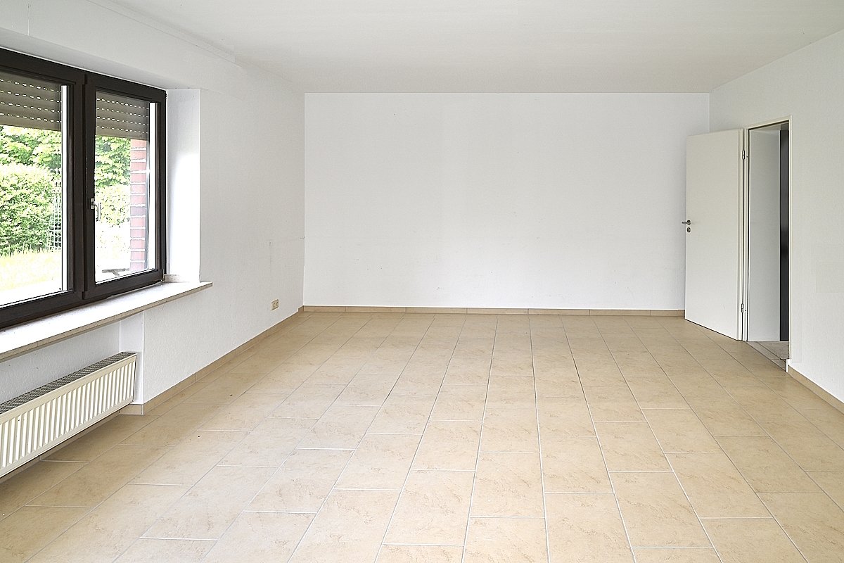 Ascheberg: -VERKAUFT- Schickes Einfamilienhaus mit Keller, Garten, 4 PKW-Stellplätzen provisionsfrei zu verkaufen!