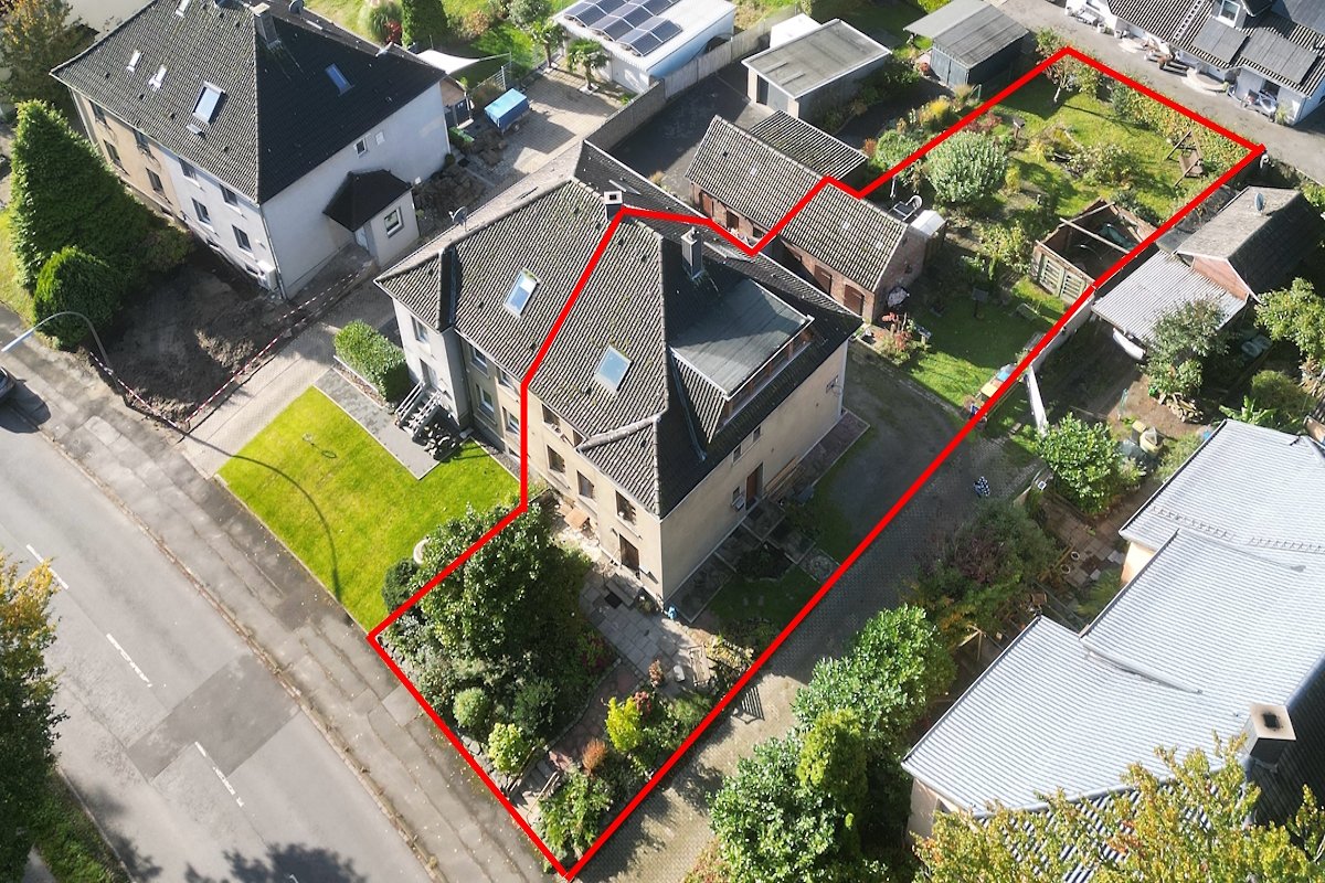 Oer-Erkenschwick: -VERKAUFT- Große gemütliche Doppelhaushälfte mit Potential provisionsfrei zu verkaufen!