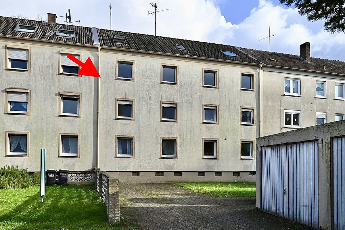 Bochum Hamme: -VERKAUFT- Top Kapitalanlage! Gepflegtes Mehrfamilienhaus Keller Garagen prov.frei zu verkaufen.