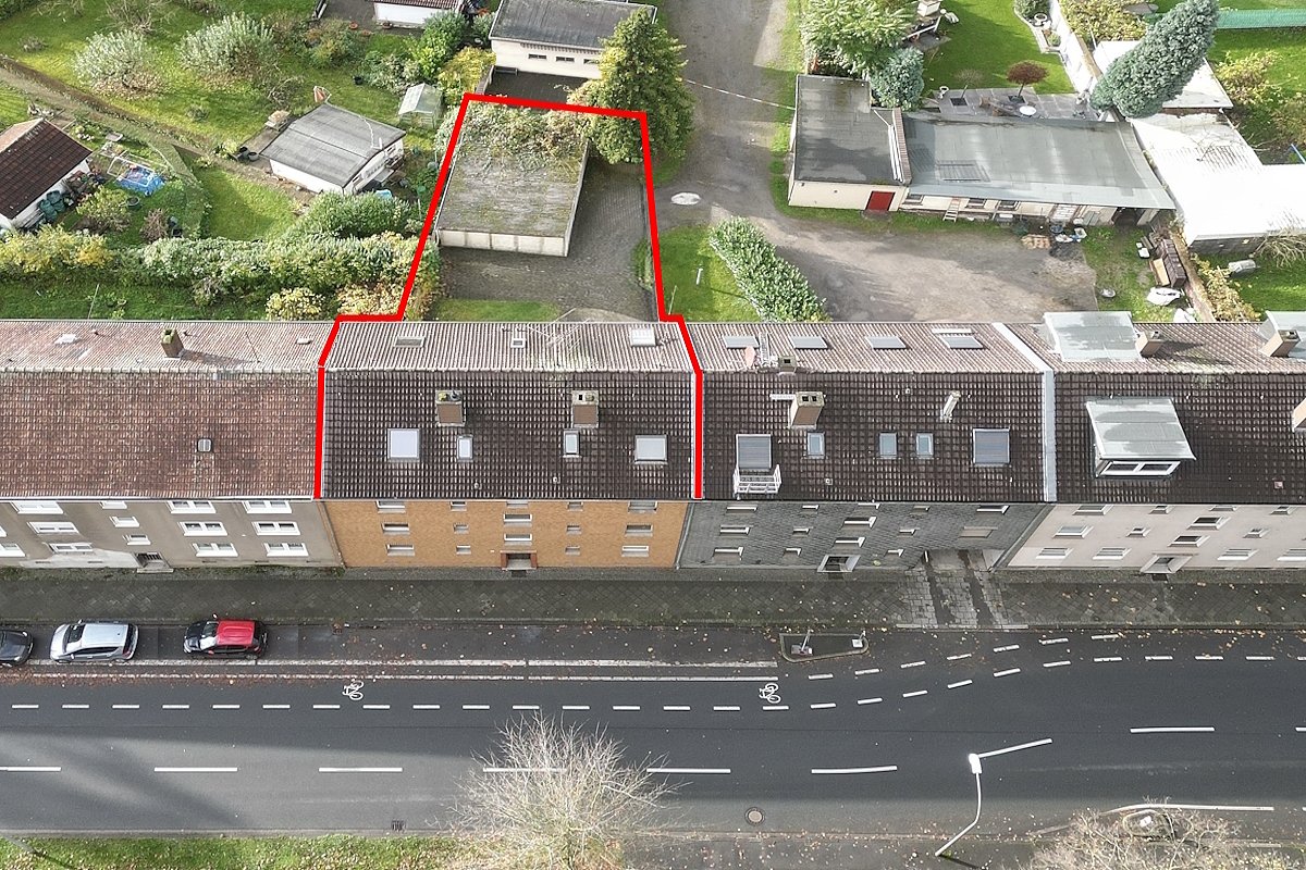 Bochum Hamme: -VERKAUFT- Top Kapitalanlage! Gepflegtes Mehrfamilienhaus Keller Garagen prov.frei zu verkaufen.