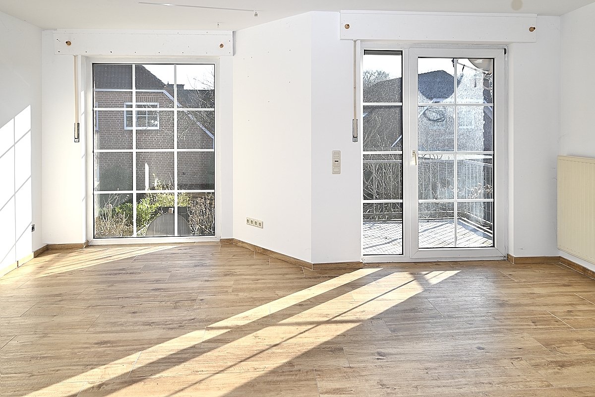 Senden:  -VERKAUFT- Schicke Maisonette-Eigentumswohnung mit Balkon + PKW-Stellplatz provisionsfrei zu verkaufen!