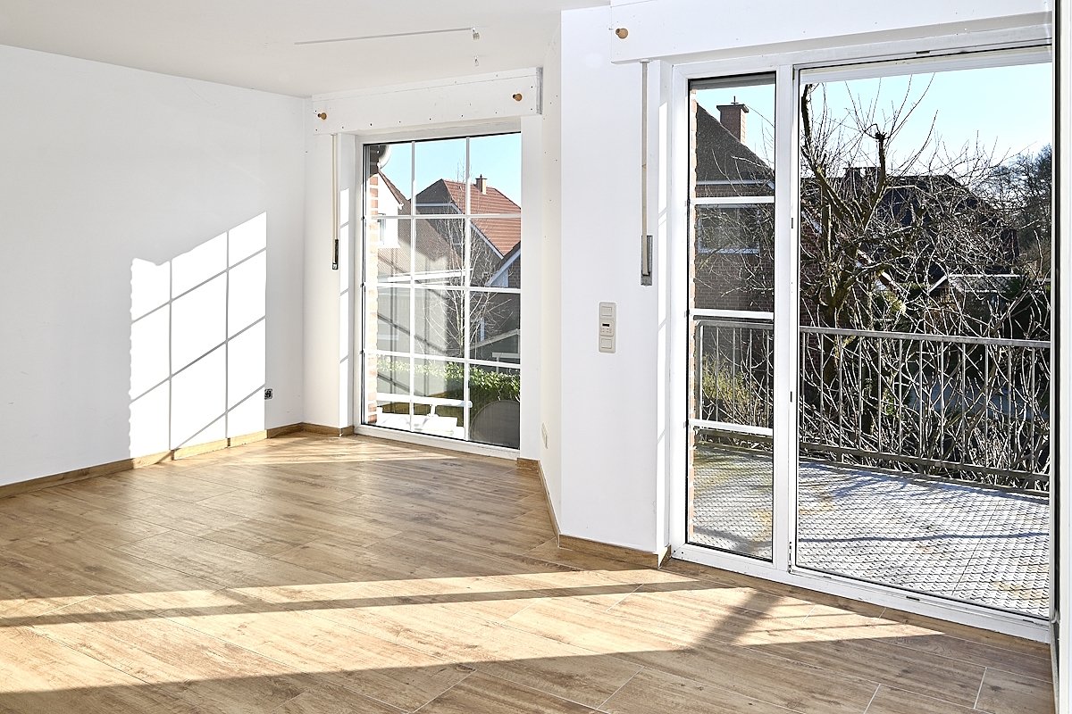 Senden:  -VERKAUFT- Schicke Maisonette-Eigentumswohnung mit Balkon + PKW-Stellplatz provisionsfrei zu verkaufen!