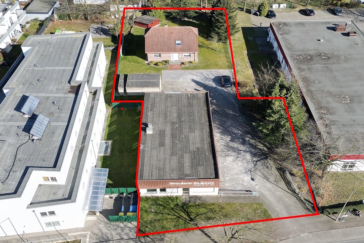 Lünen: -VERKAUFT- Hochwertiges Einfamilienhaus + Gewerbehalle + 2 Garagen + 10 Stellplätze prov.-frei zu verkaufen!