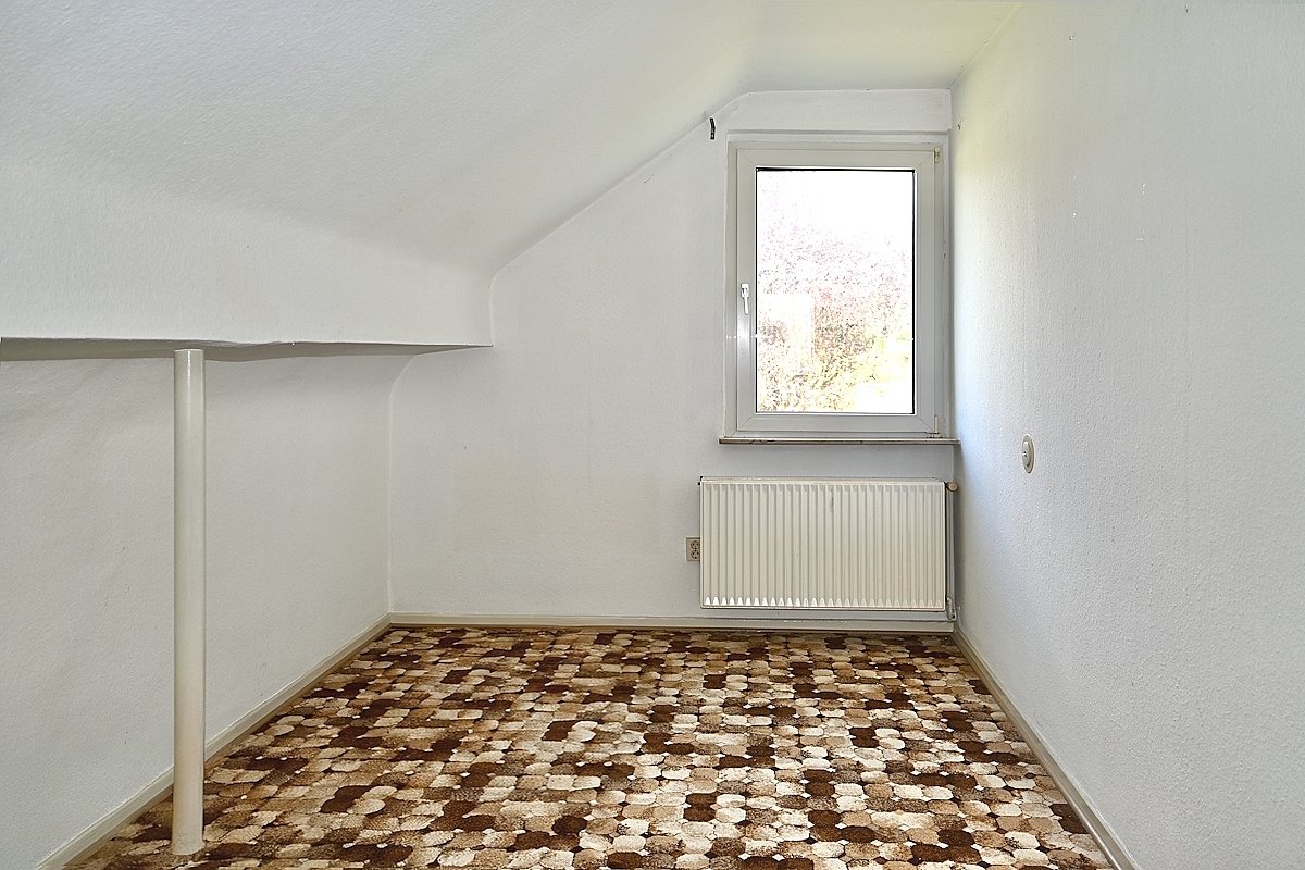 Bochum Langendreer: -VERKAUFT- Idyllisches Einfamilienhaus 2 Garagen großes Grundstück provisionsfrei zu verkaufen!