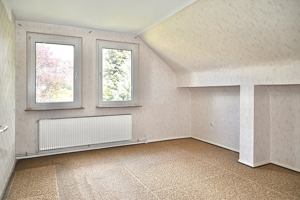 Bochum Langendreer: -VERKAUFT- Idyllisches Einfamilienhaus 2 Garagen großes Grundstück provisionsfrei zu verkaufen!