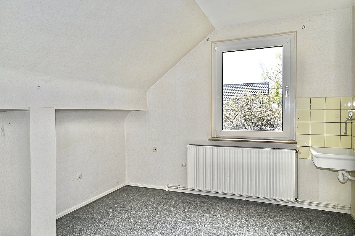 Bochum Langendreer: -VERKAUFT- Idyllisches Einfamilienhaus 2 Garagen großes Grundstück provisionsfrei zu verkaufen!