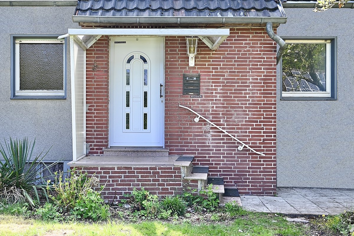 Haltern am See: -VERKAUFT- Rarität - Zweifamilienhaus idyllische Lage 2 Garagen großes Grundstück provfrei zu verk!