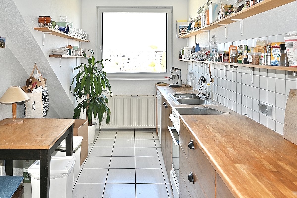 Bochum: -VERKAUFT- Gemütliche Dachgeschosswohnung, zentrumsnah + Loggia provisionsfrei zu verkaufen!