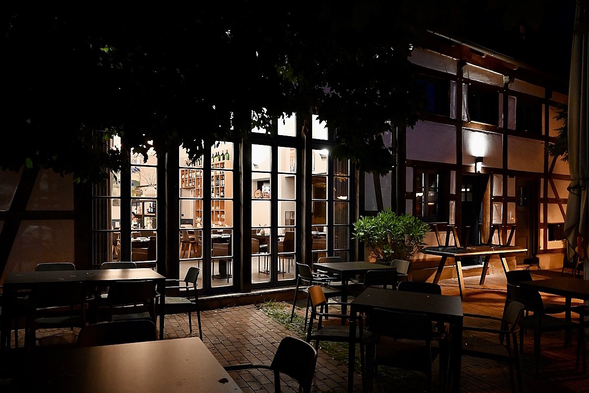 Waltrop: Das Besondere! Historisches Wohnhaus mit renommiertem Restaurant prov.frei zu verkaufen!
