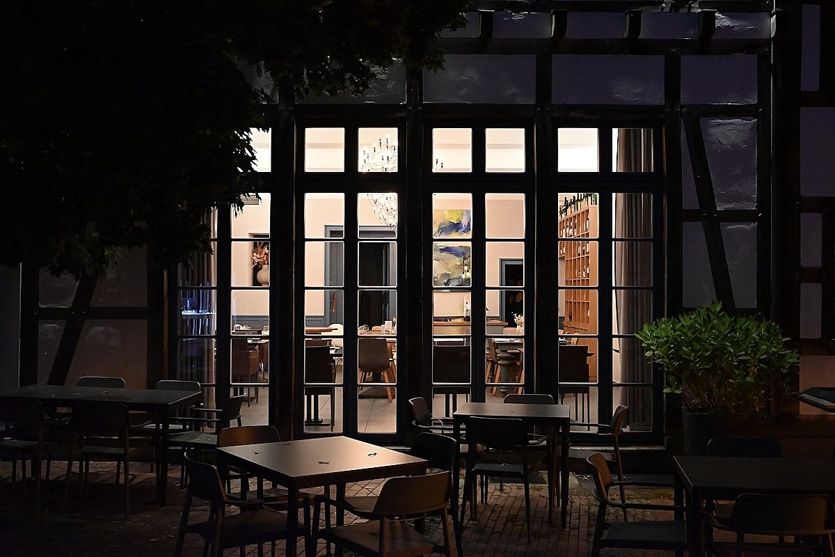 Waltrop: Das Besondere! Historisches Wohnhaus mit renommiertem Restaurant prov.frei zu verkaufen!