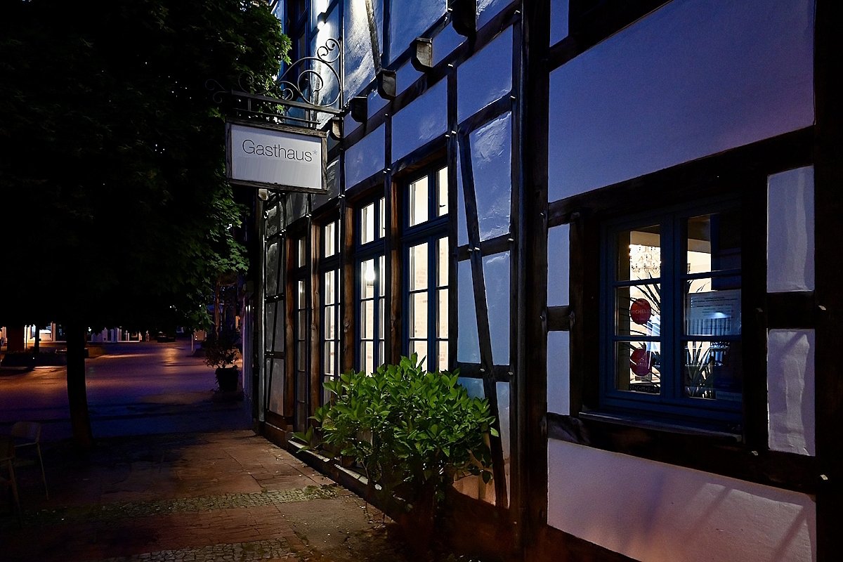 Waltrop: Das Besondere! Historisches Wohnhaus mit renommiertem Restaurant prov.frei zu verkaufen!