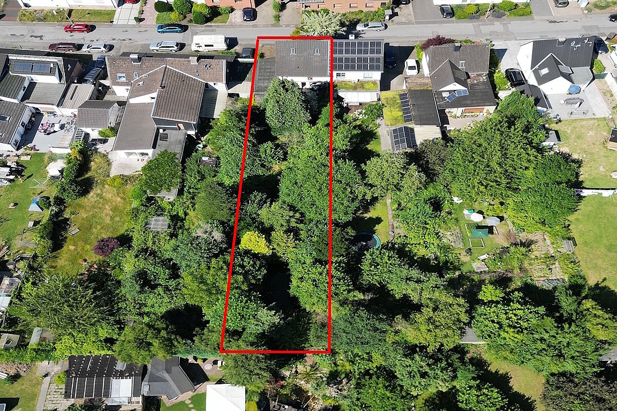 Bochum: -VERKAUFT- Handwerker aufgepasst! Doppelhaushälfte mit Potenzial Garage großem Grundstück provfrei zu verk!