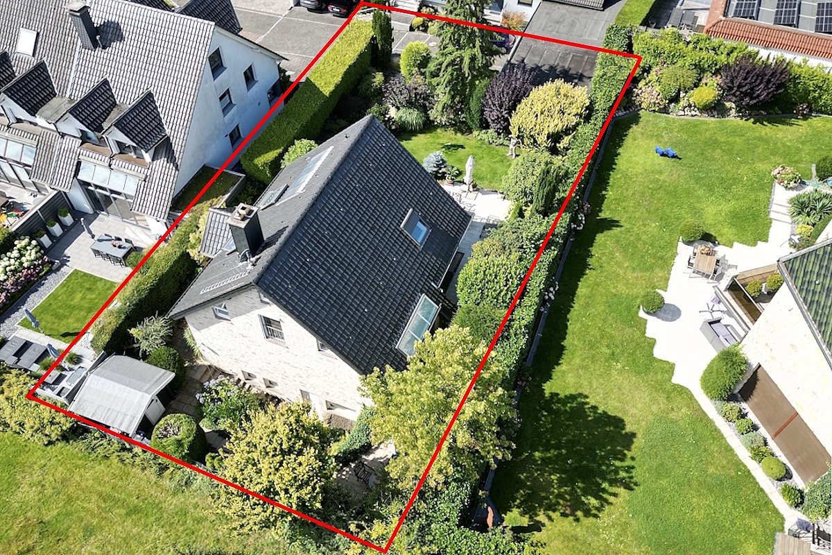 Bochum Sundern: -VERKAUFT- Exklusives Einfamilienhaus mit Einliegerwohnung u Doppelgarage provisionsfrei zu verk!