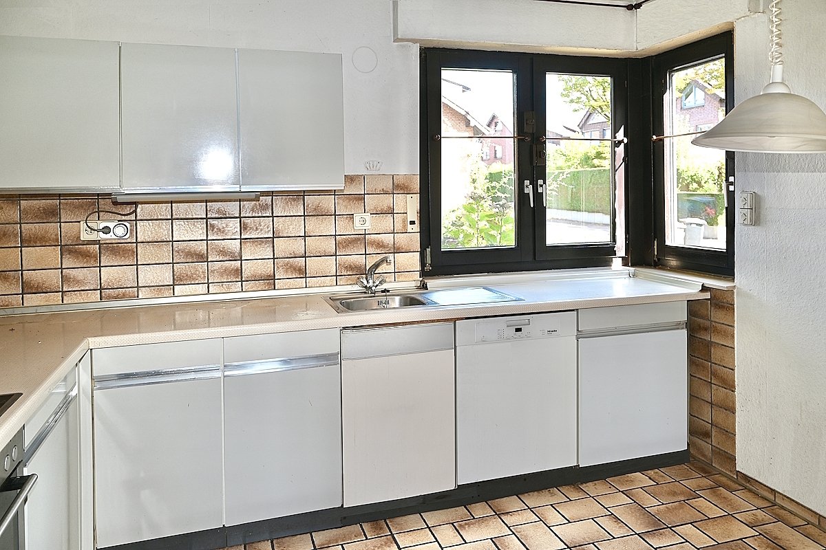 Recklinghausen Hochlar: -RESERVIERT- Großes hochwertiges Einfamilienhaus mit Garage provisionsfrei zu verkaufen!