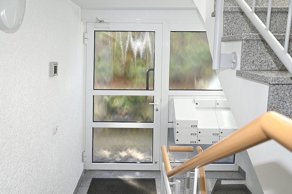 Bochum-Stiepel: Eigentumswohnung Wohnen auf 2 Ebenen! Balkon Tiefgarage prov.frei zu verkaufen!