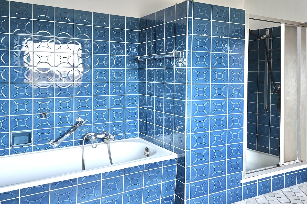 Dülmen: Großes Einfamilienhaus mit großer Garage und Vollkeller provisionsfrei zu verkaufen!