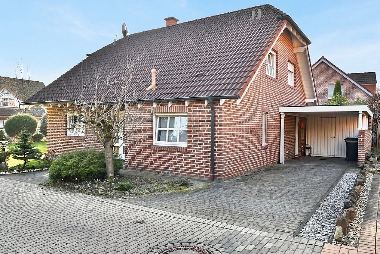 Senden: Freistehendes, hell und freundlich gestaltetes Einfamilienhaus Carport prov.frei zu verkaufen!