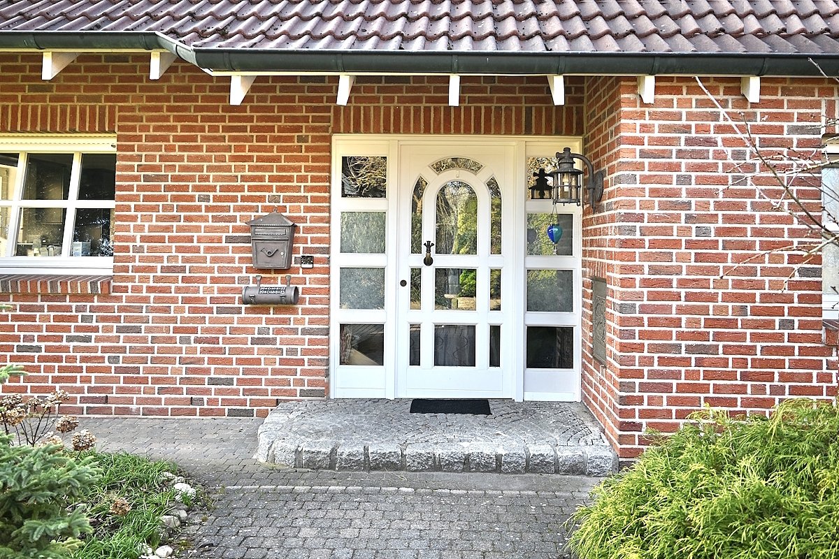 Senden: Freistehendes, hell und freundlich gestaltetes Einfamilienhaus Carport prov.frei zu verkaufen!