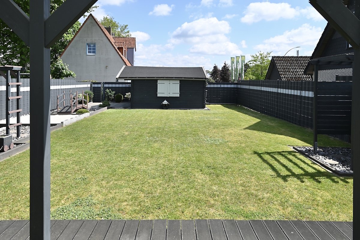 Haltern am See Hamm-Bossendorf: Neuwertiges Einfamilienhaus Garage schöner Garten zu verkaufen!