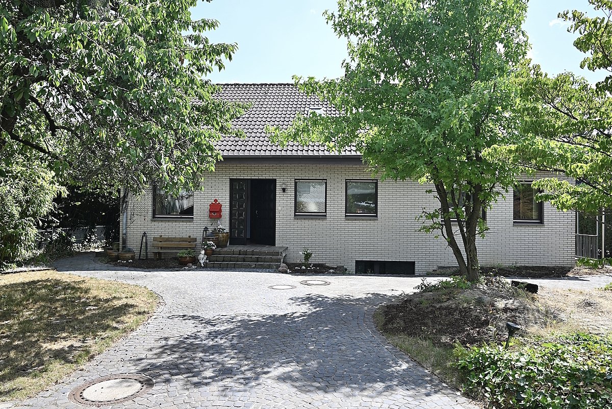 Münster Roxel: Hochwertiges Einfamilienhaus Einliegerwohnung Gewerbehalle schöner Garten zu verk!