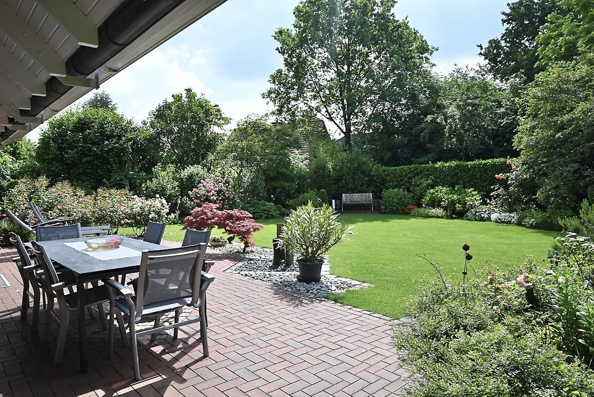 Dülmen: Hochwertiges gepflegtes Einfamilienhaus mit tollem Garten und schickem Carport zu verkaufen!