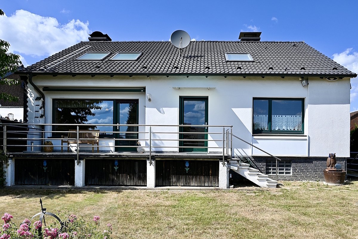 Olfen-Vinnum: Charmantes Einfamilienhaus mit Garage und großem Garten zu verkaufen!