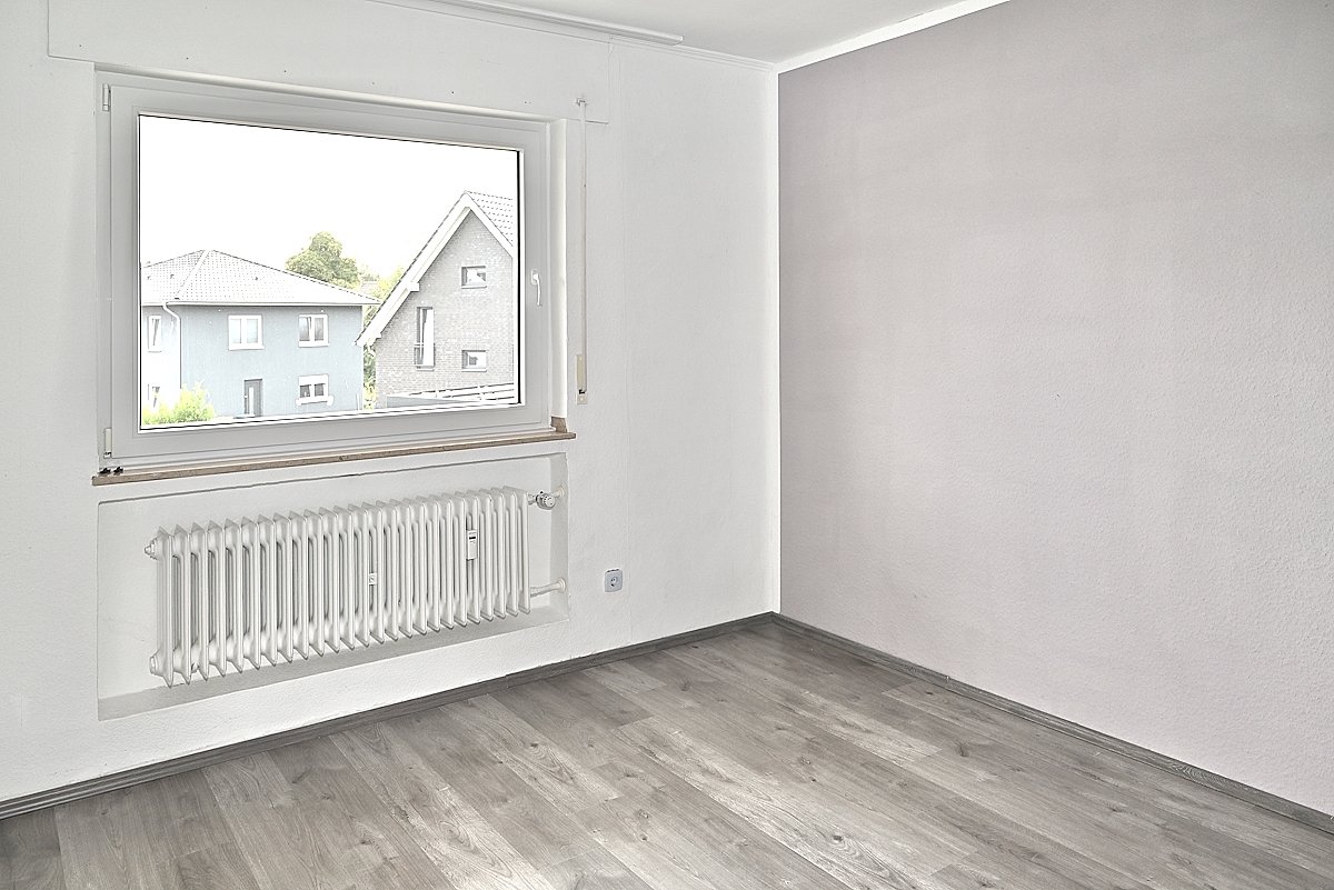 Recklinghausen Suderwich: Große OG-Wohnung mit Apartment Balkon Kellerraum zu verkaufen!