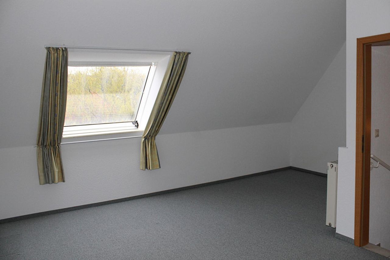 IMMOBILIENMAKLER DUELMEM-FREIESLEBEN KG-Verkauf Doppelhaushaelfte-10 IMMOBILIENMAKLER DUELMEM-FREIESLEBEN KG-Verkauf Doppelhaushaelfte-10