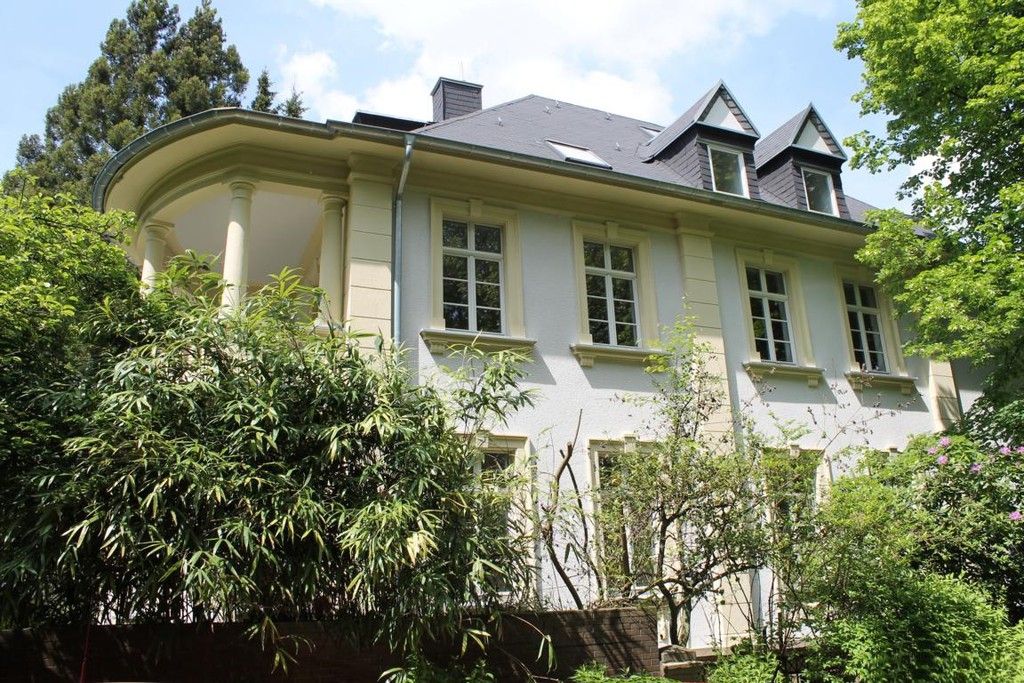 Villa-Sanierung-FREIESLEBEN-KG---BAUTRGER-4